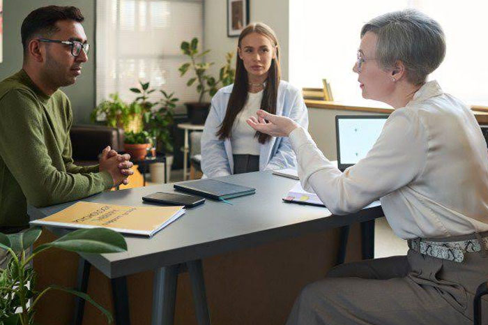 چه شغلهایی برای افراد مبتلا به اسکیزوفرنی میتواند مناسبتر باشد؟