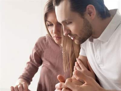 اوتیسم پنهان چیست؟ علائم اوتیسم پنهان در بزرگسالان و روش تشخیص