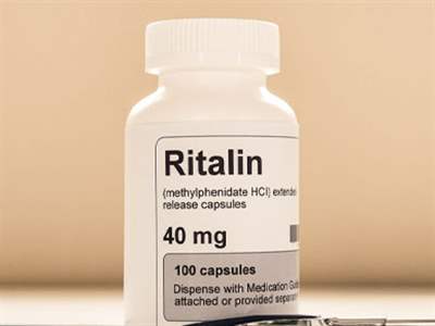ریتالین چیست و چه عوارضی دارد؟